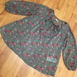 Hollister BOHO Olive Floral Blouse